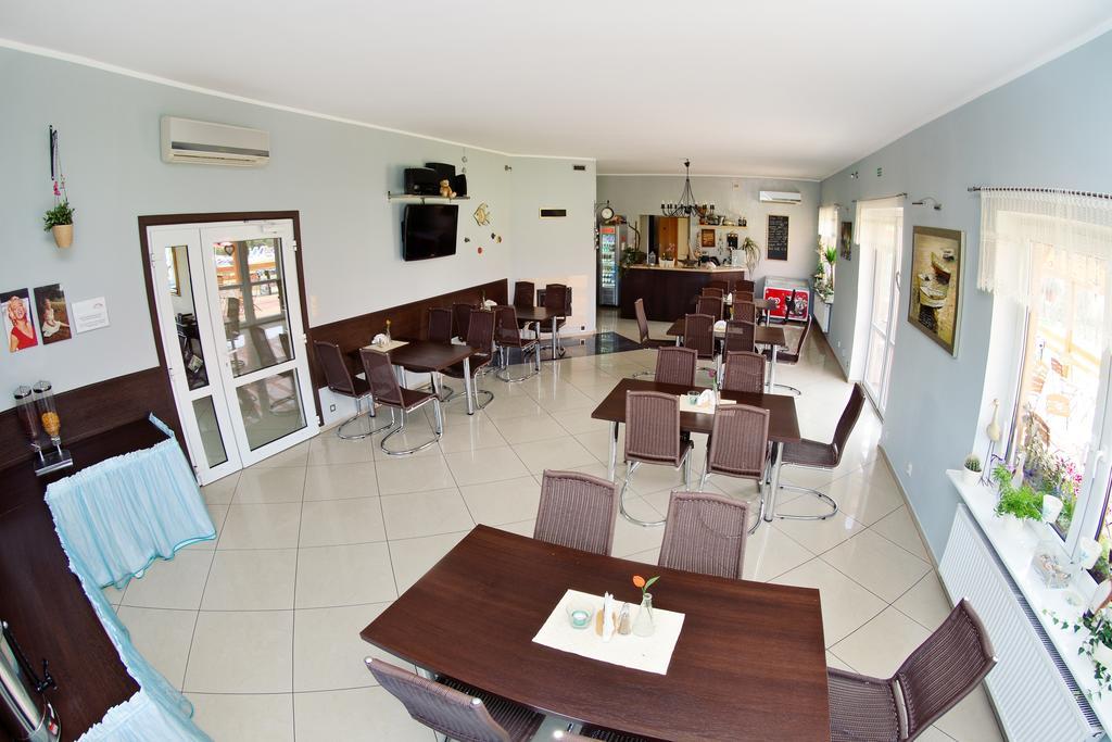Hotel Sunstar Rewal Esterno foto