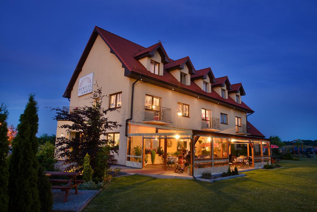 Hotel Sunstar Rewal Esterno foto